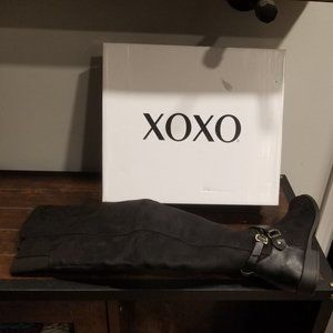 XOXO Women's Black Buckle Accent Stretch Dress Boots - Size 6